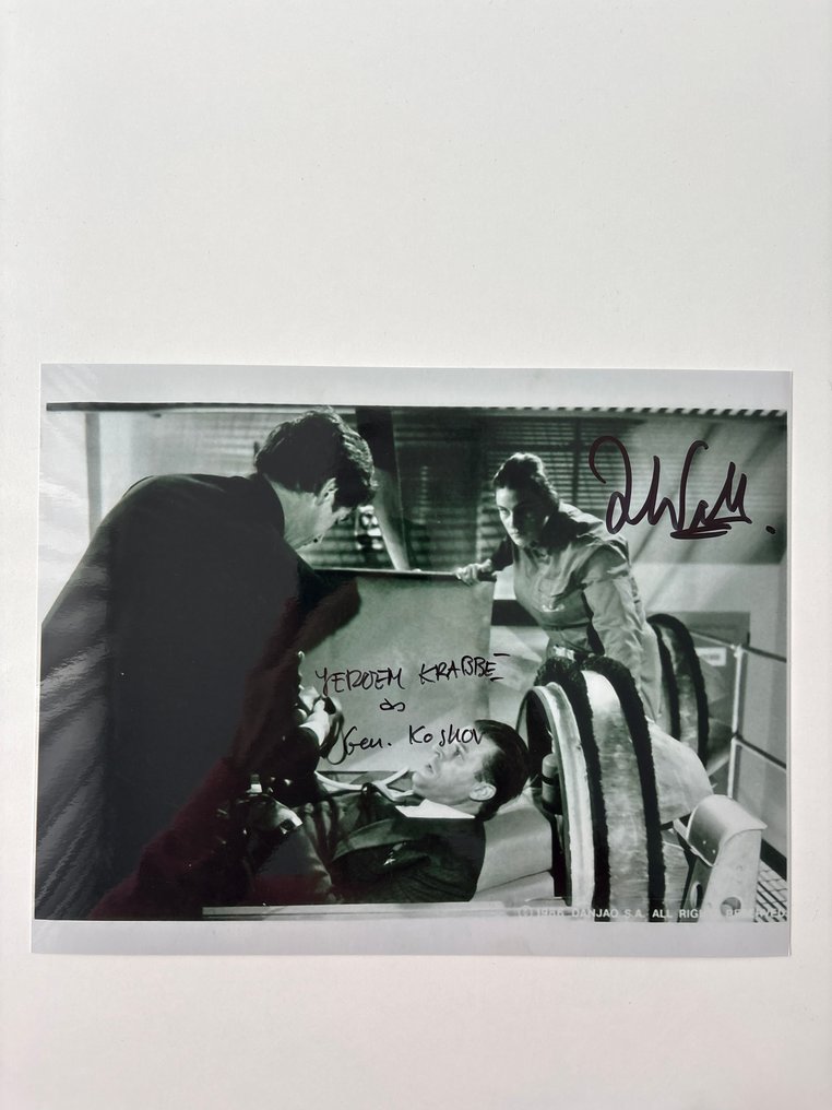James Bond 007: The Living Daylights, Double handsigned photo Julie T Wallace and Jeroen Krabbe with B'BC holographic COA #1.0