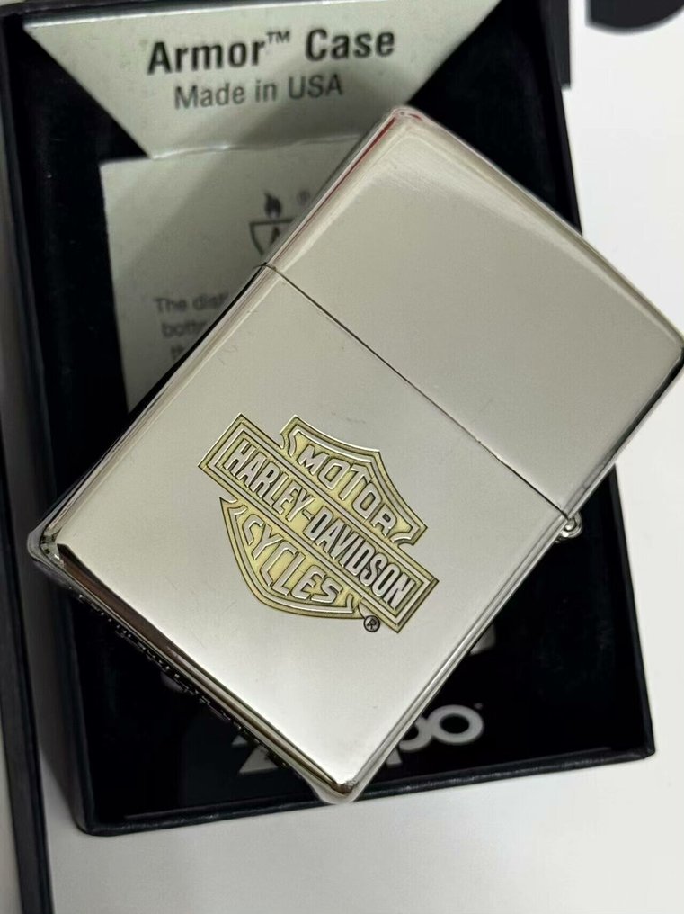 Zippo, Harley-Davidson - FLST Heritage Softail - Lighter - Stål (rustfrit) #1.0