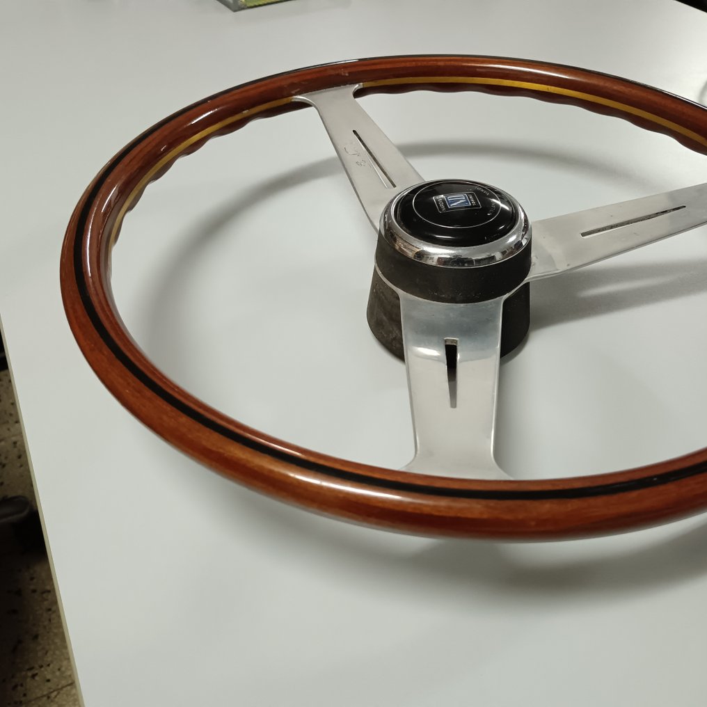 Parte di auto (1) - Nardi - Volante nardi - 1950-1960 #3.2