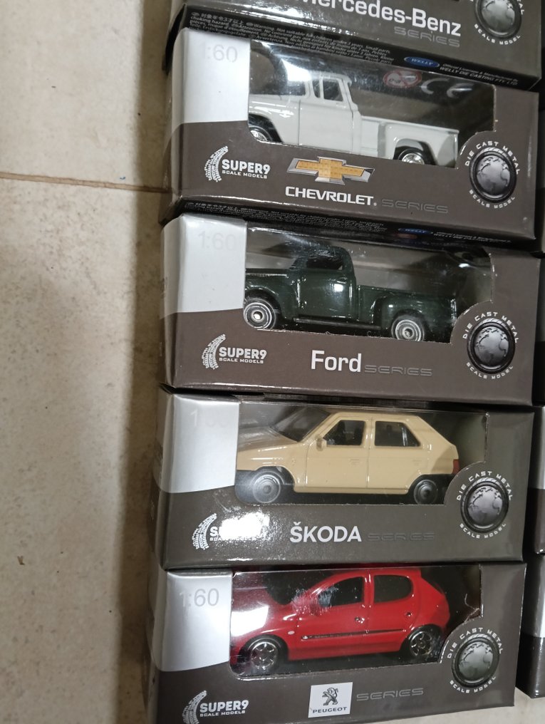 1:64 - Modellauto  (10) #1.0