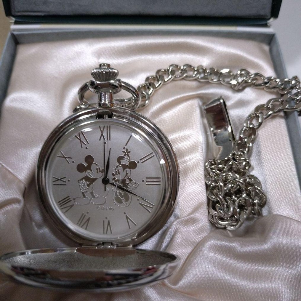 Disney - Mickey Mouse Pocket Watch in Box - 2001 Edition with Chain and Protective Film - 2000-2010 #1.0