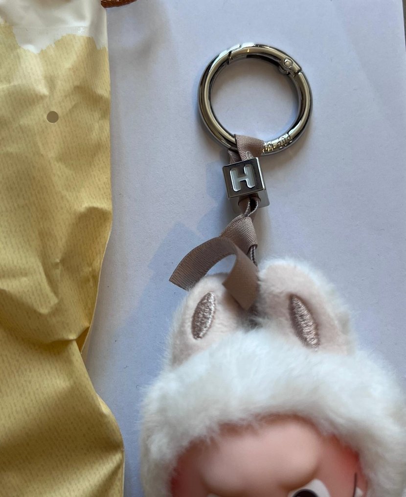 Pop Mart - Plush toy - Pin For Love - Letter H #2.1