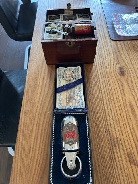 Ιατρικό όργανο (2) - Ποικίλα υλικά - Σοκ από απάτη #1.0