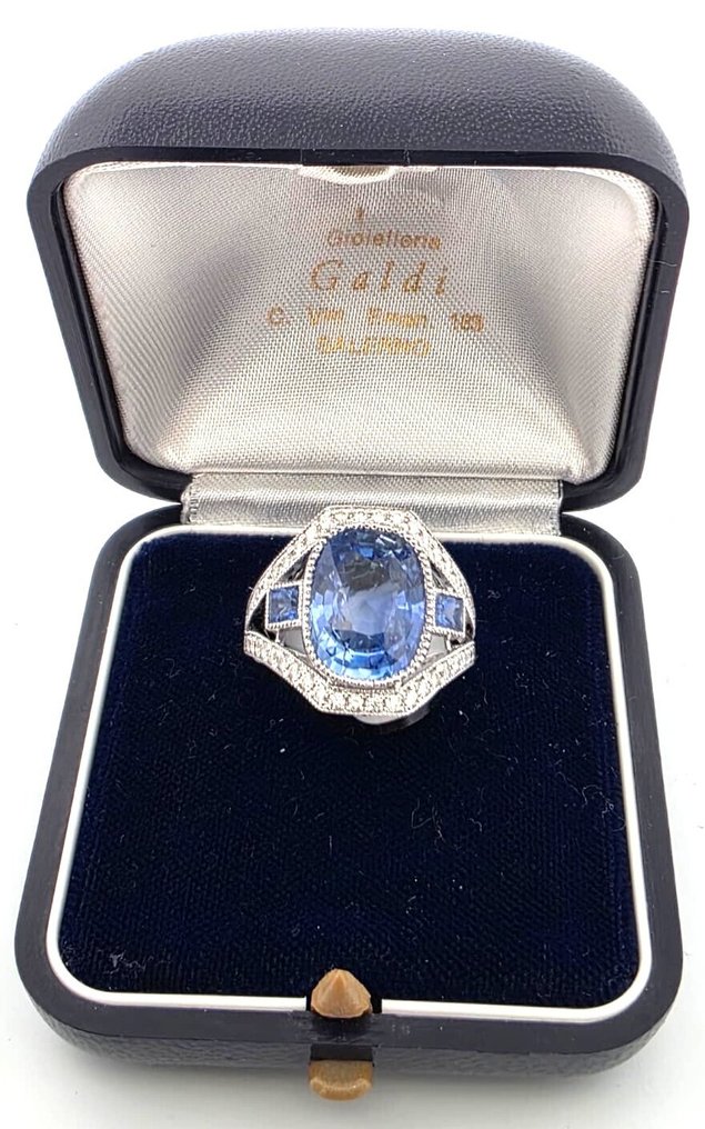 戒指 - 18 克拉 白金 - 8.38ct. tw. 藍寶石 - 鉆石 #1.0