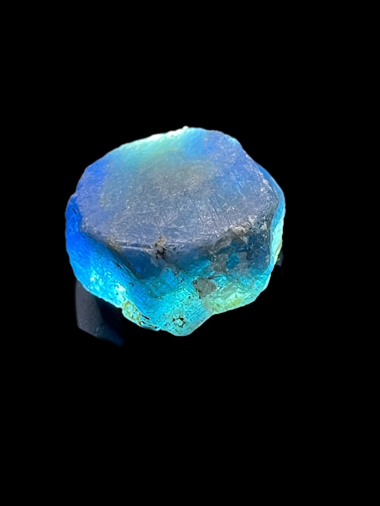 蓝宝石 令人惊叹的双色蓝绿色/蓝宝石。“全晶体和高品质特别品” 73 克拉。 - 高度: 23 mm - 宽度: 20 mm- 14.6 g #1.0