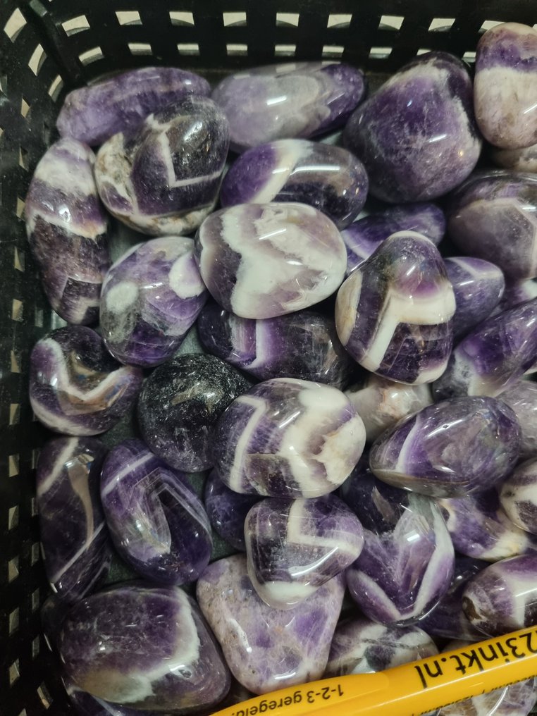 Nagy tétel kiváló minőségű Chevron ametiszt csiszolt Csiszolt- 1.5 kg #1.0