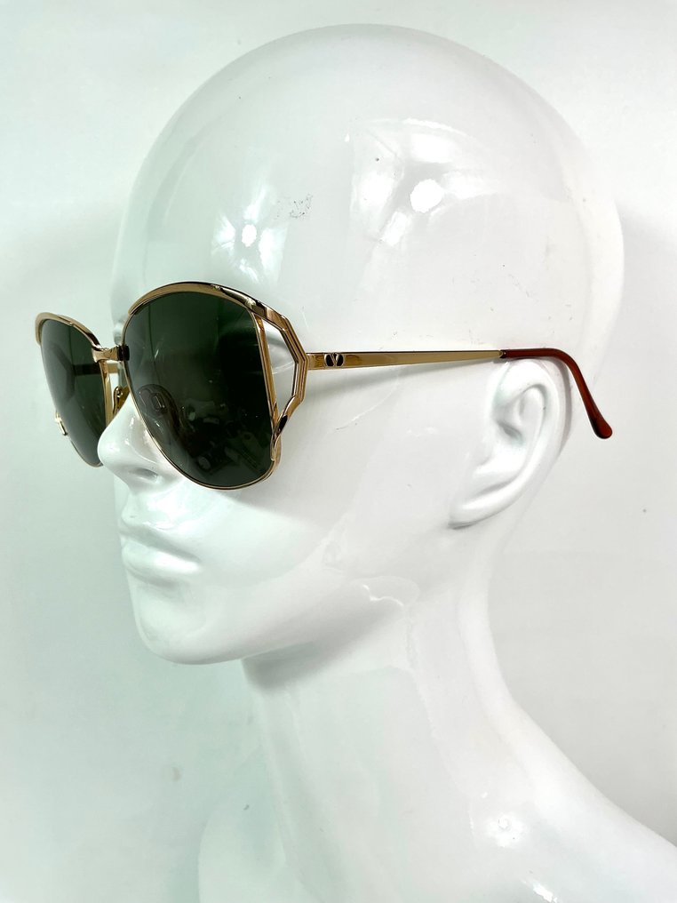 Valentino - V366 - Napszemüveg #3.2