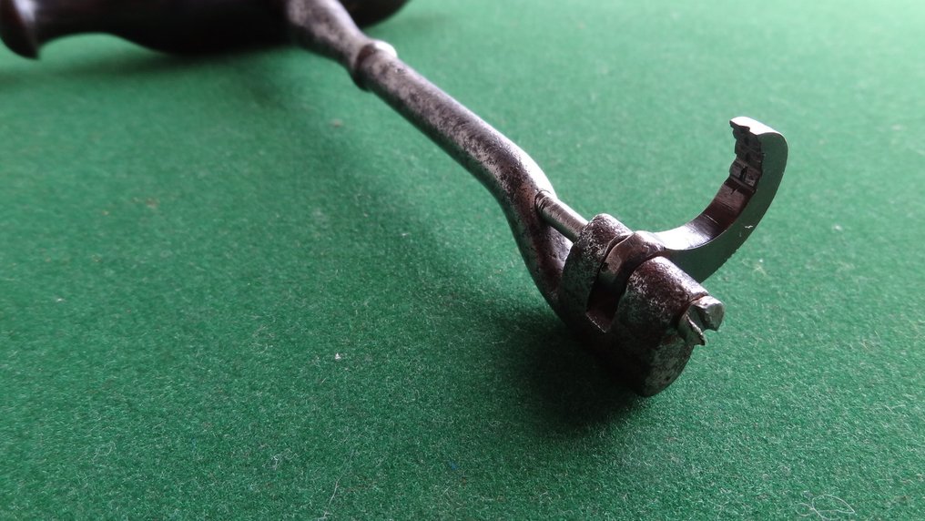 Ιατρικό όργανο (2) - Μέταλλο, Κέρατο - Αρχικό οδοντιατρικό άγκιστρο. #4.3