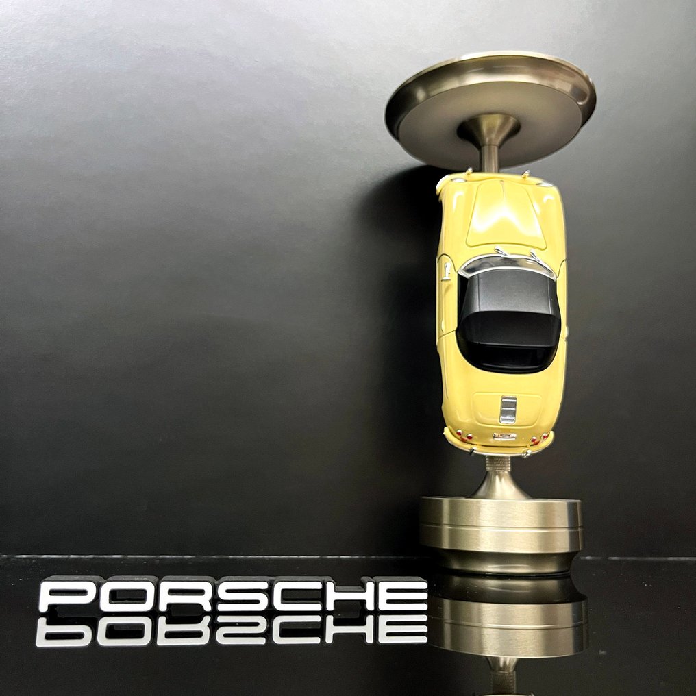 Wireless Table Lamp - Porsche - 356A Speedster #1.0