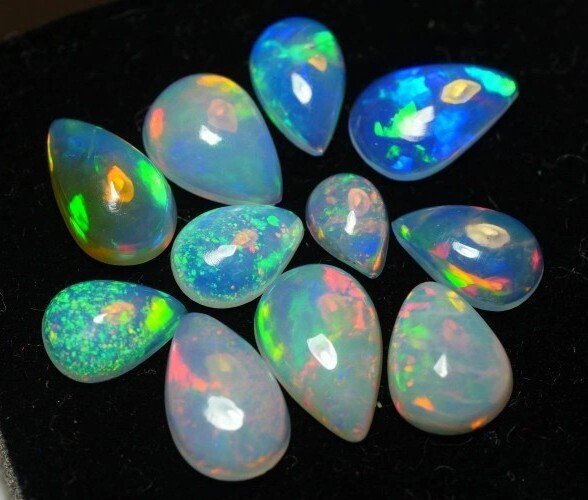 4,83 cts - Top Colors - 11 Természetes Opál Cabochon - Nézd meg a videót!- 0.97 g #4.3