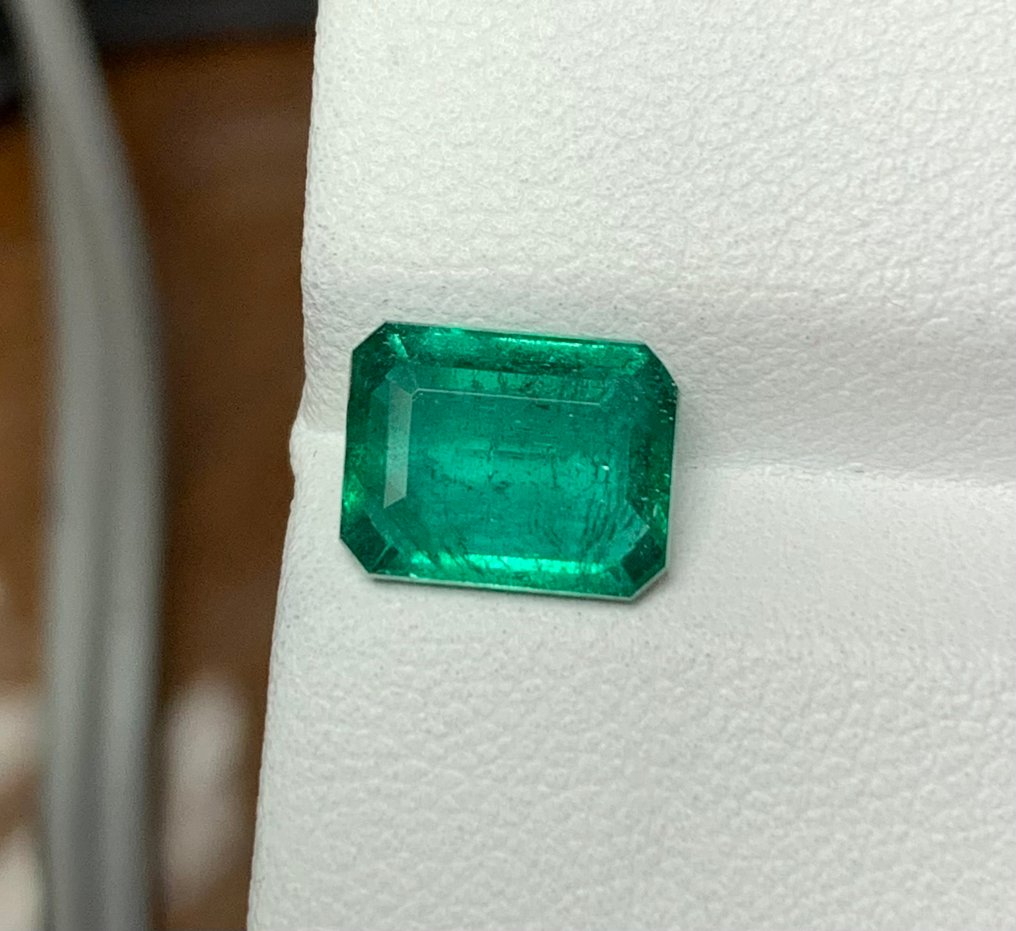 Ingen reservasjonspris - 1 pcs Grønn Smaragd - 2.29 ct - Internasjonal forening for fargede edelstener (ICA GemLab) #1.0