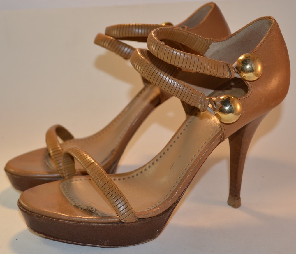 Moschino - 凉鞋 - 尺寸: EU 37 #1.0