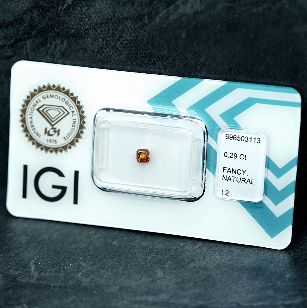 Sans Prix de Réserve - 1 pcs Diamant (Couleur naturelle) - 0.29 ct - Carré - Fancy intense Orangé Jaune - I2 - International Gemological Institute (IGI) #1.0