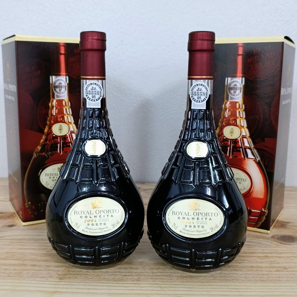 2004 Real Companhia Velha, Royal Oporto - Colheita Port - Abgefüllt in 2018 - Douro - 2 Flaschen (0,75 l) #1.0