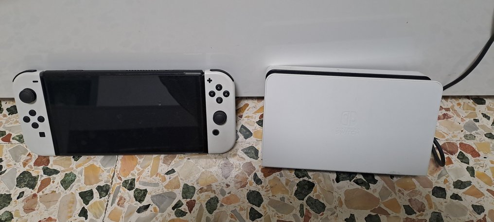 Nintendo - Switch - Videospielkonsole - In Originalverpackung #1.0