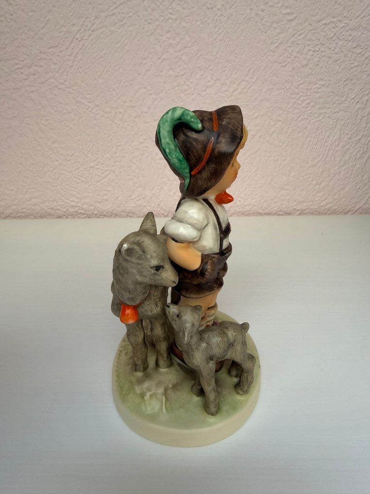 Hummel - M.I. Hummel - Figure - Junge mit Ziegen - TMK6 - Porcelain #1.0