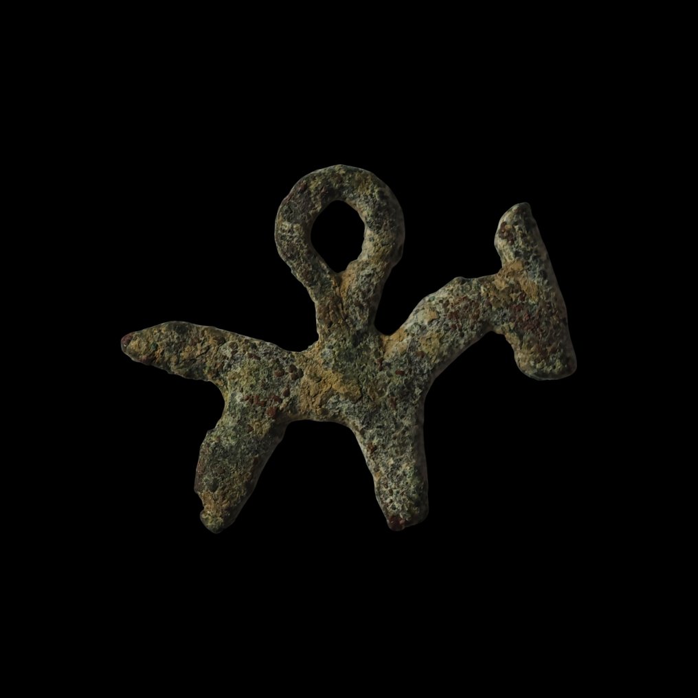 Αρχαία Λουριστάν Μπρούντζος Μενταγιόν φυλαχτό σε μια σπάνια μινιμαλιστική μορφή ζώου + λουράκι κοσμήματος. (χωρίς τιμή ασφαλείας) #3.2