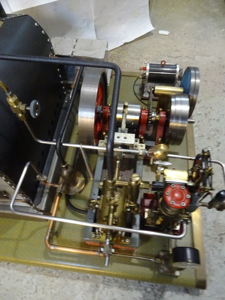 Steam engine - Unknown Manufacturer - Cast iron, Steel - Stationary Live Steam Engine, Mounted On A Base #3.2