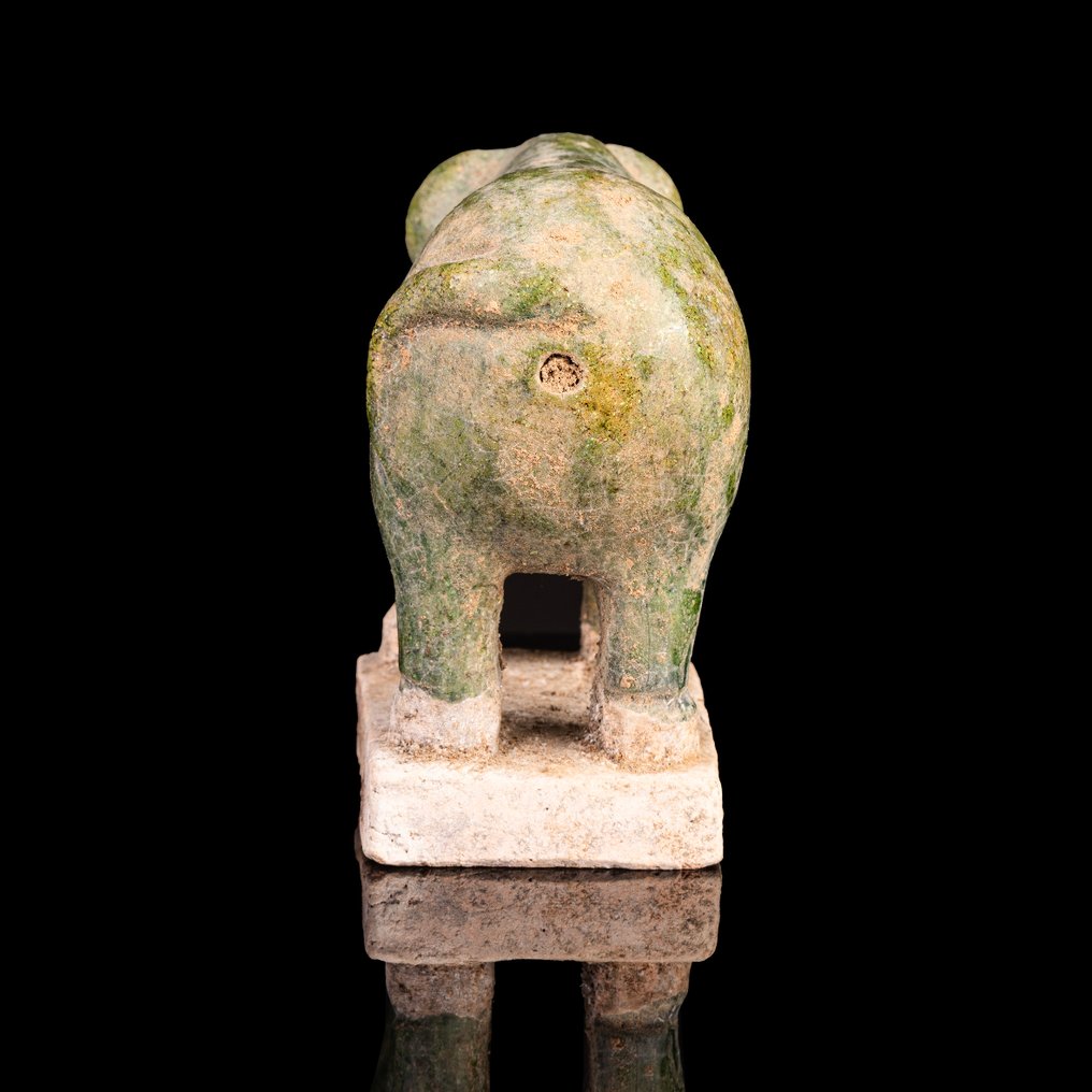 明朝 绿色釉陶瓷生肖猪像  (沒有保留價) #3.2