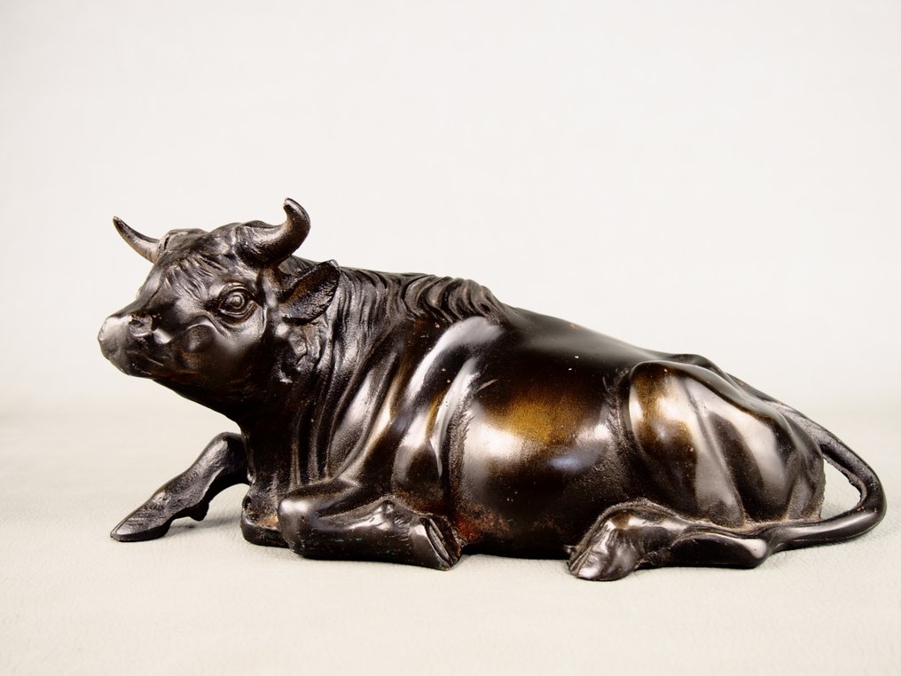 Μπρούντζος - Watanabe Wunn 渡邊和雲 - Πολύ ωραίο φιγούρα αγελάδας. - Shōwa period (1926-1989) #1.0