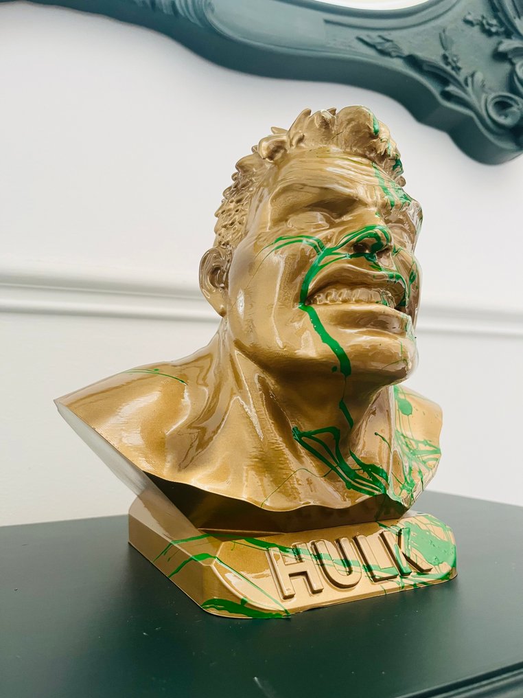 PYTHIA(1993) - PYTHIA(1993) - Bust, Goden hulk - 25 cm - Vă rog. - 2025 #1.0