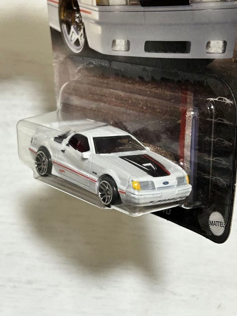 Hot Wheels (Mattel) 1:64 - Modellauto (5) - Set of 5 Hot Wheels Mustang 60th Anniversary — Don Quijote Limited Edition #2.1