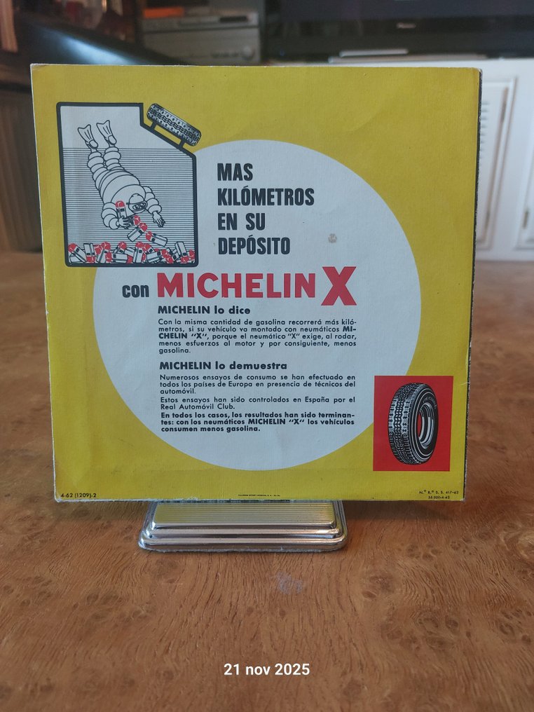 Michelin - POS (point of sale advertising object) - Disco LP Cha cha cha #2.1