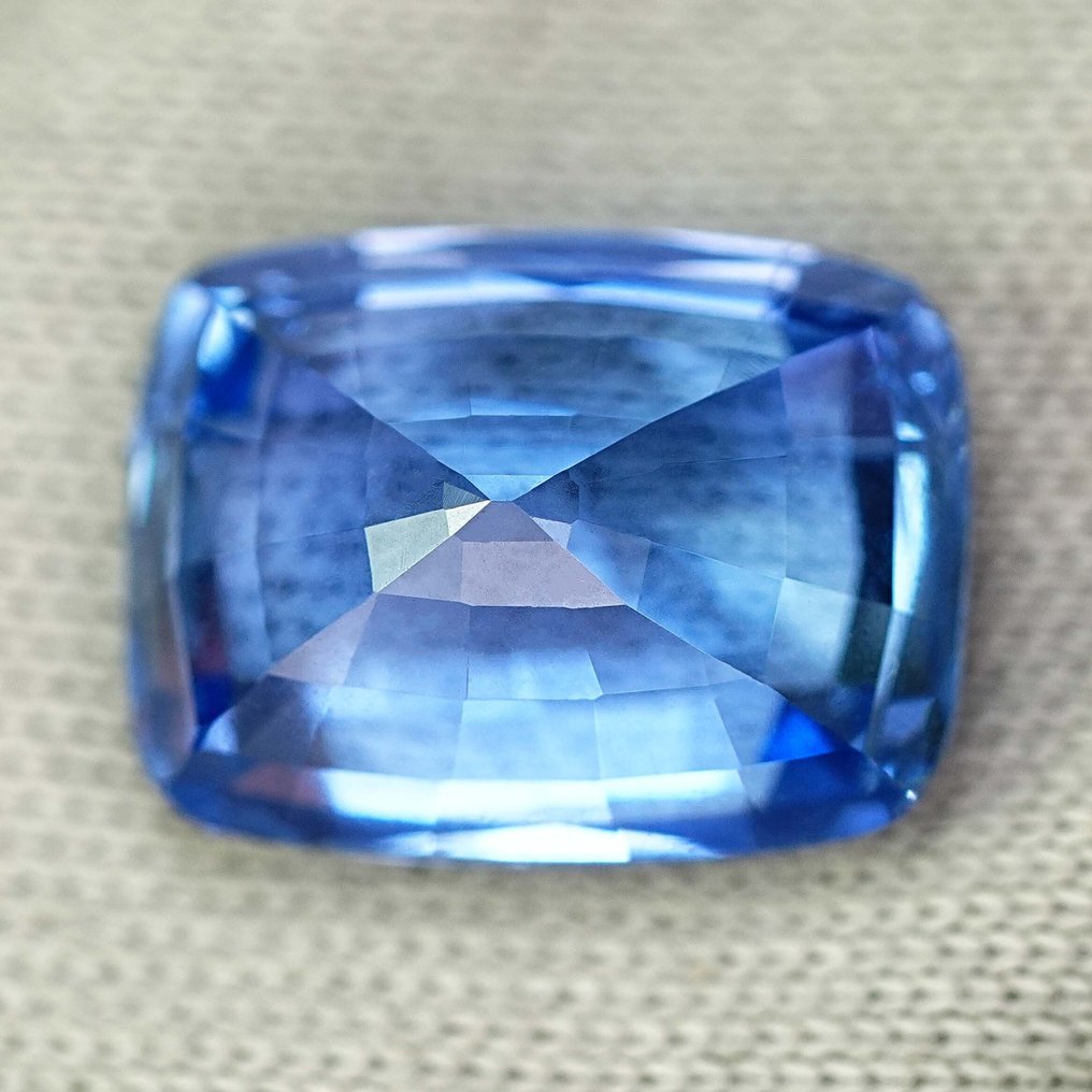 蓝色 蓝宝石  - 3.15 ct - 莲花宝石实验室 - 极其罕见的古董切割 #1.0