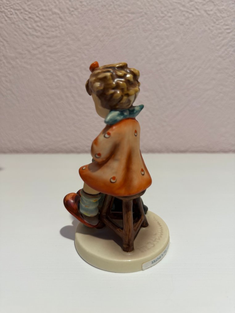 Hummel - M.I. Hummel - Figure - Mother's Helper - TMK6 - Porcelain #2.1