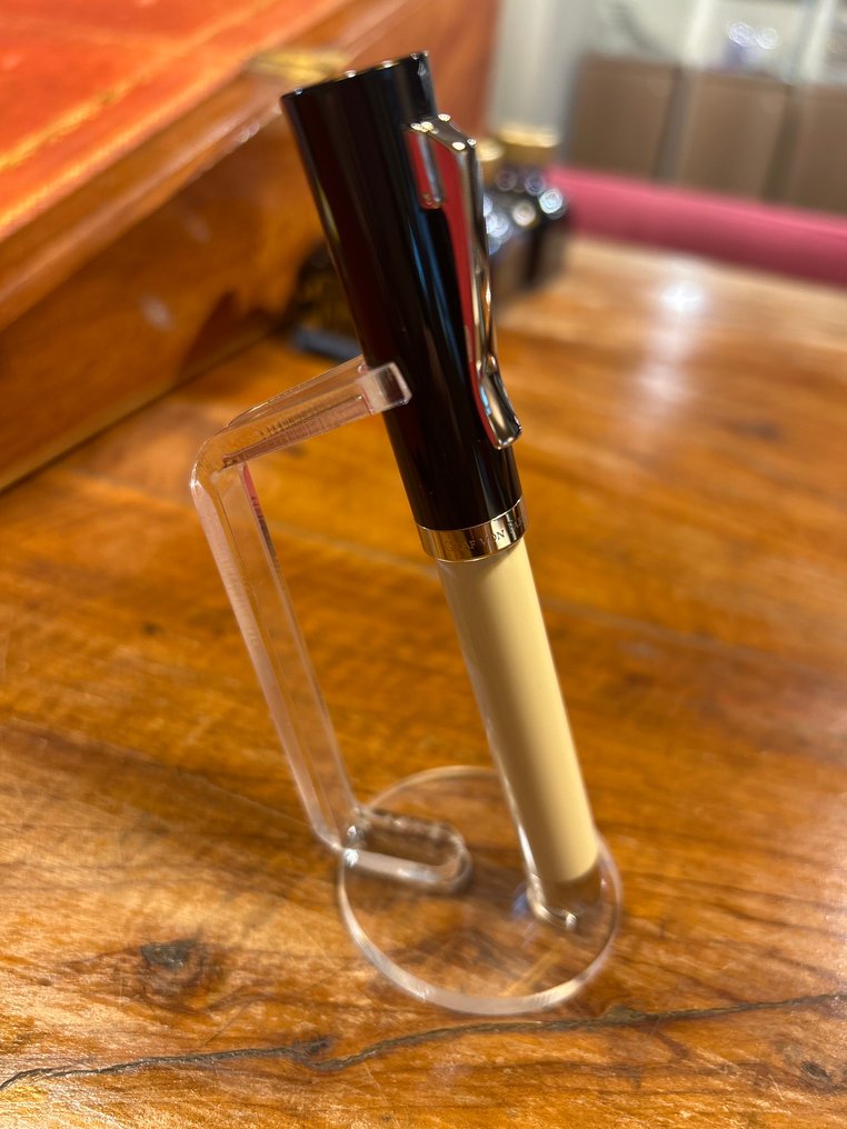 辉柏嘉 - 滚珠笔 #2.1