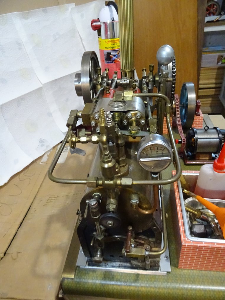 Steam engine - Unknown - Cast iron, Steel - Live Stam Model, Mounted On A Base #3.2