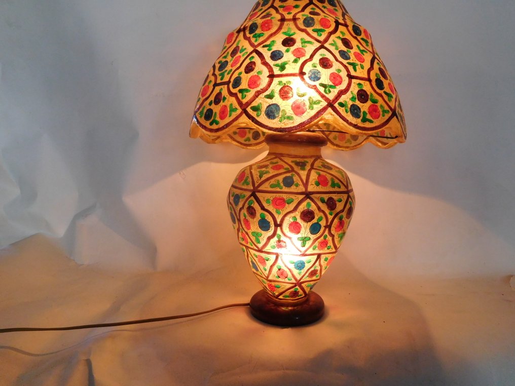 来自穆尔坦的骆驼皮灯 - 巴基斯坦 - 20世紀末 #1.0