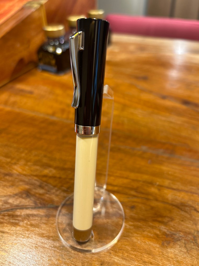 辉柏嘉 - 滚珠笔 #1.0