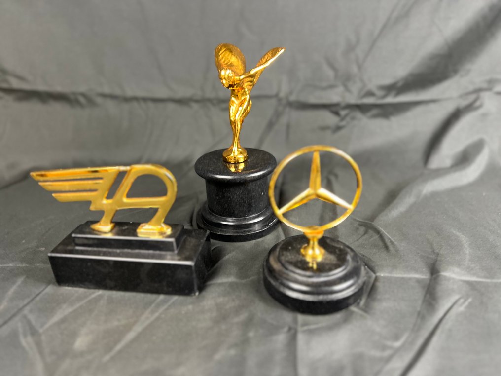 Emblem - Austin #4.3