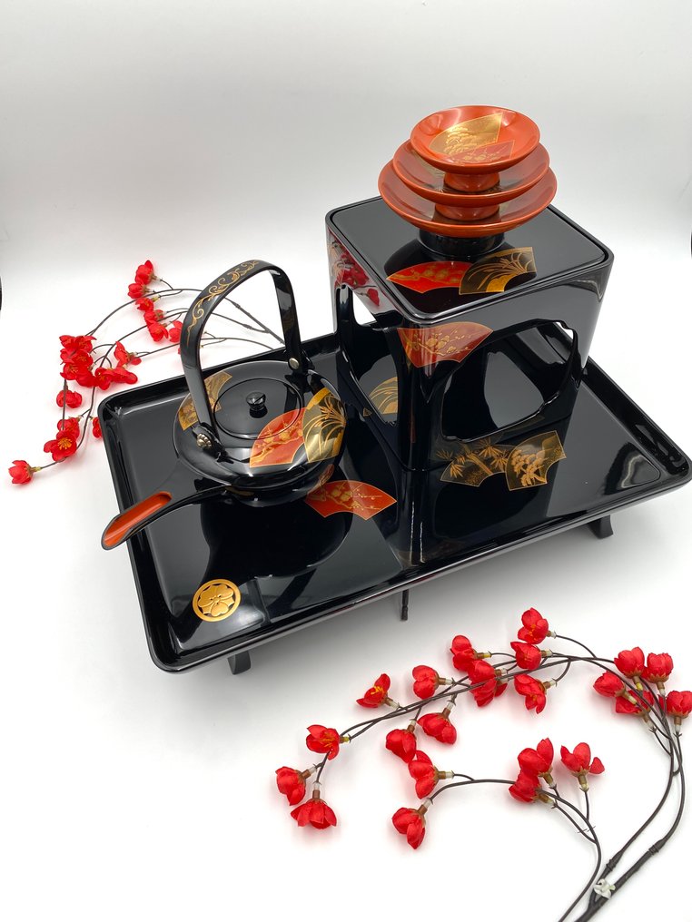 Wajima - Nunoura Lacquerware - Decanter - Gorgeous Maki-e lacquer sake decanter cup set makie #1.0