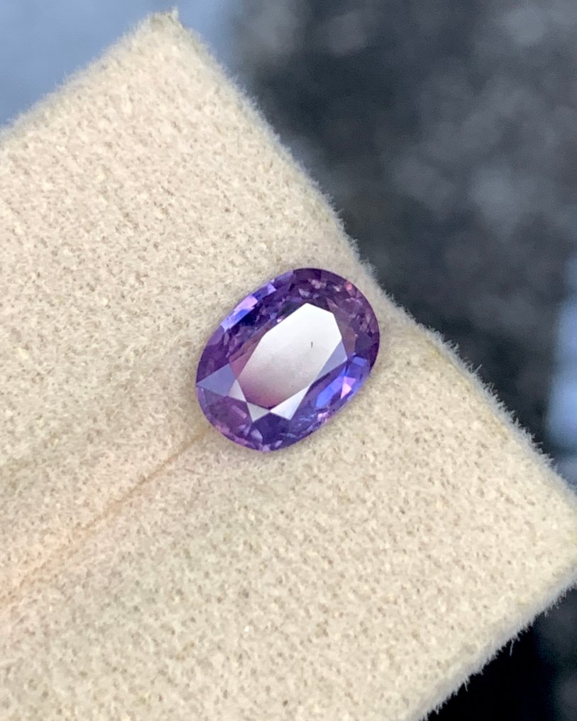 1 pcs  双色 蓝宝石  - 2.04 ct - 美国宝石研究院（GIA） - GIA 认证天然树脂 #4.3