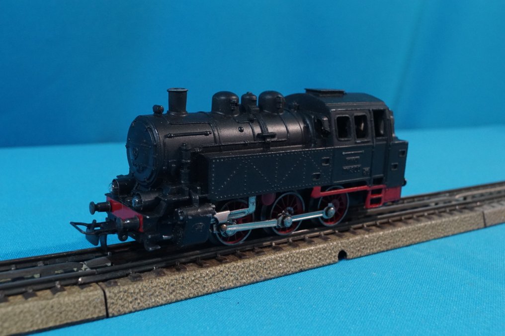Märklin H0, 00 - TM 800 - Όχημα μεταφοράς ατμομηχανής (1) - TM 800 έκδοση 1 - 1952 - DB #1.0