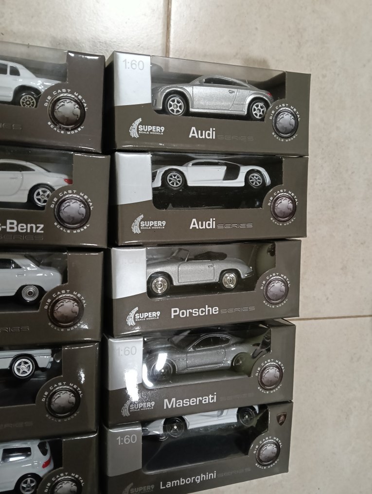 Welly 1:64 - Modell autó  (10) #3.2