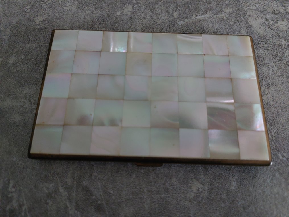 Kasten (3) - Perlmutt - Perlmutt-Make-up-Set #2.1