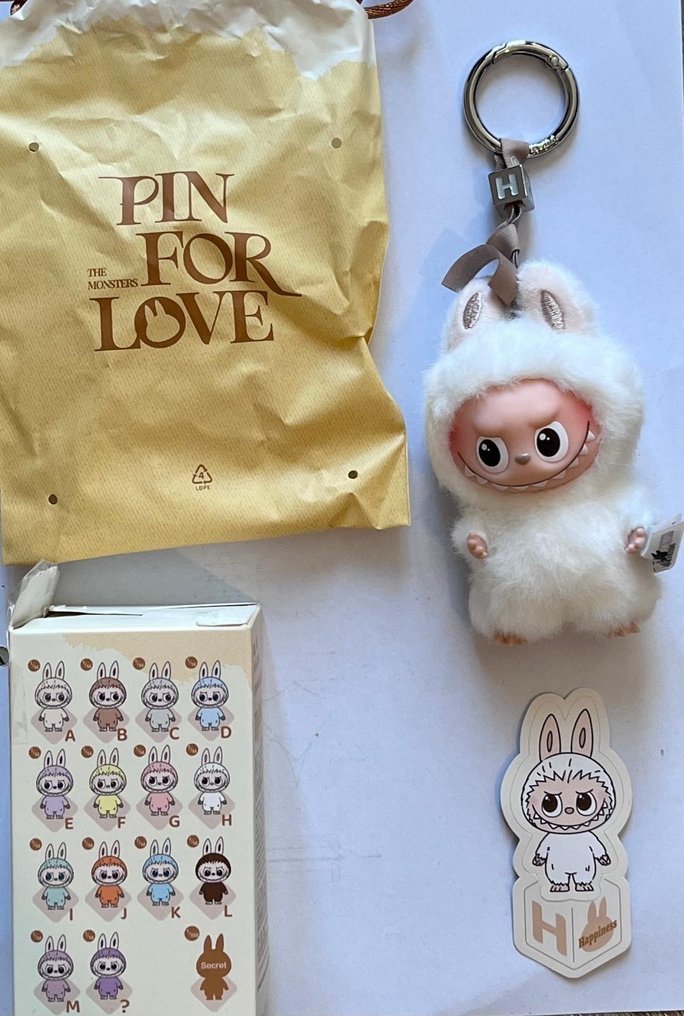 Pop Mart - Plush toy - Pin For Love - Letter H #1.0