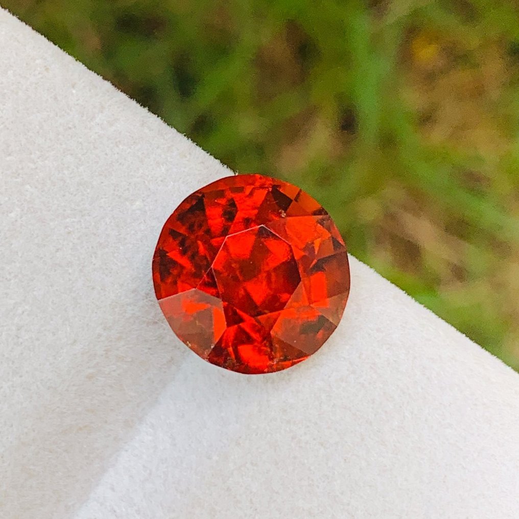 No Reserve Price - 1 pcs Red, Orange Garnet, Hessonite - 6.30 ct - International Gemological Institute (IGI) - UNHEATED GROSSULAR GARNET #1.0