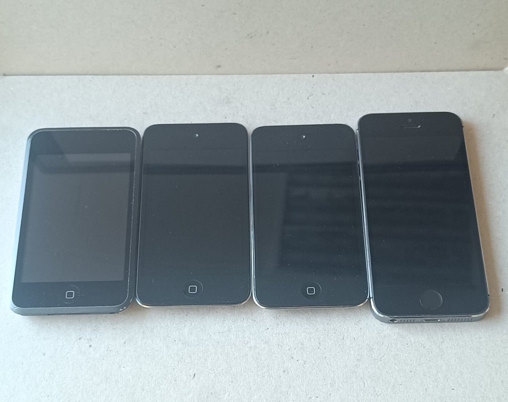 Apple - Apple iPod Touch A1213, A1367,  iPhone 5s Ipod - Multiple models #1.0