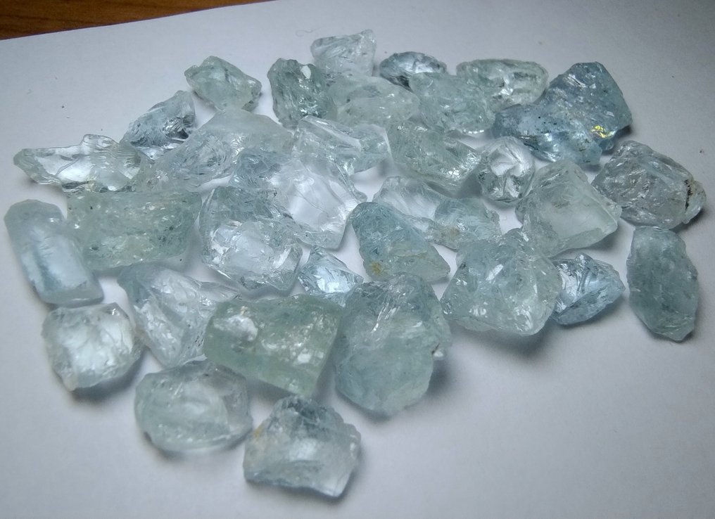 100.6 cts - Natural Crystal Aquamarine - Rough- 20.12 g #1.0