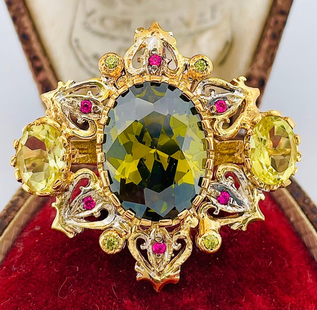 No reserve price - Ring - 9 kt. Yellow gold, Silver Peridot - Ruby #1.0