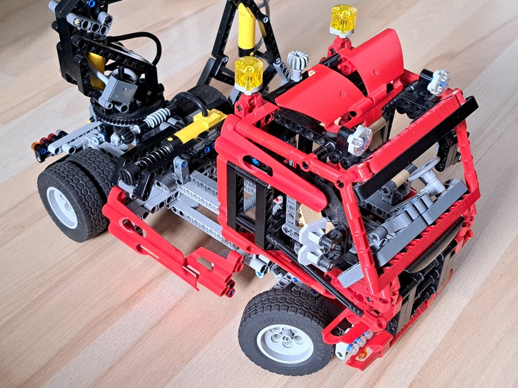 LEGO Set - 8436 - Technic - Truck #3.2