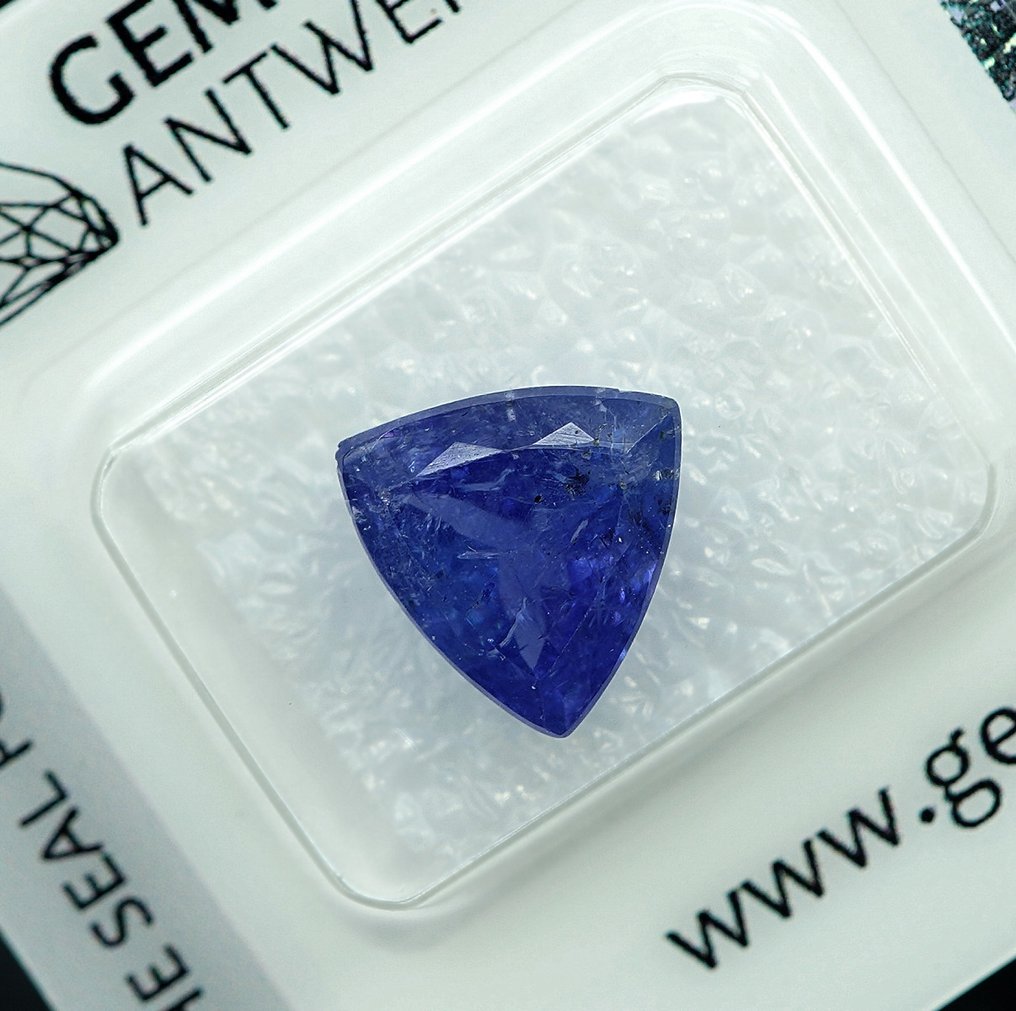 χωρίς τιμή ασφαλείας - 1 pcs Βιολετί, Μπλε Τανζανίτης - 4.50 ct - Gem Report Antwerp (GRA) #3.2