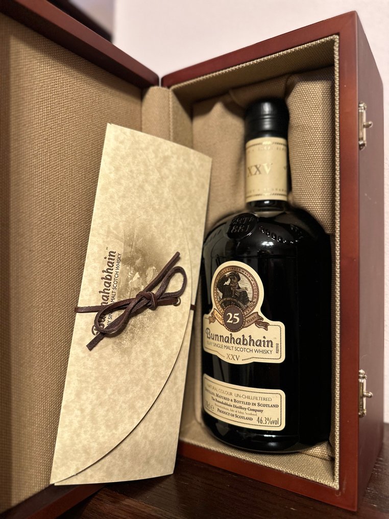 Bunnahabhain 25 years old XXV - b. Década de los 2000 - 70 cl #1.0