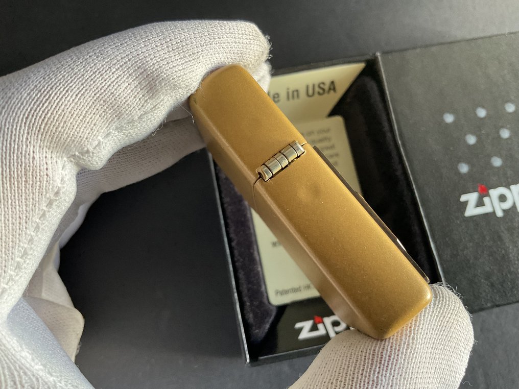 Zippo - 芝宝 - Horseshoe - 没有保留价 - 口袋打火机 - 青铜（镀金/镀银/涂漆/冷水涂漆） #2.1