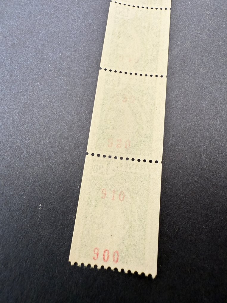 France  - Yvert 2103b/c "Sabine 1f20 vert" sans phosphore en NEUFS ** - TB (cote + 380 €) #4.3