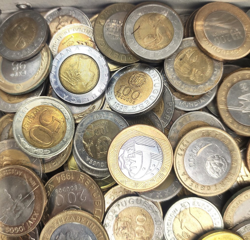 世界. Lot with a Selection of 2,5kg of Bimetalic Coins of the World (F/XF)  (没有保留价) #2.1